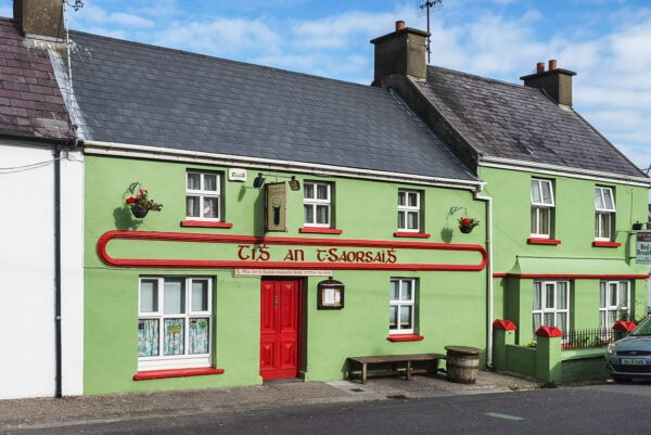 Pub in Ballyferriter