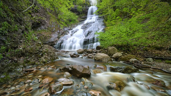 Beulach Ban Falls