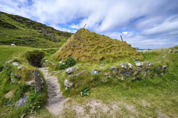 Bostadh Iron Age House