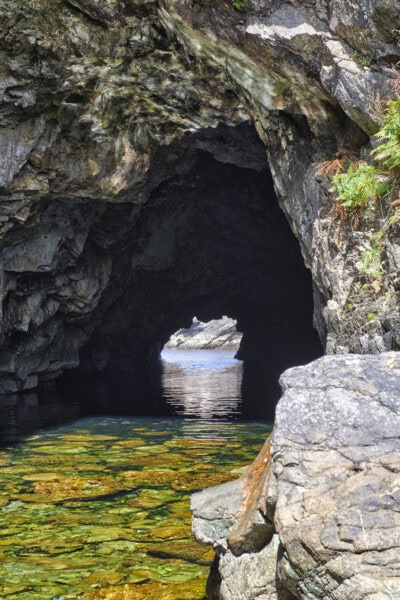 Cuas Pier Caves