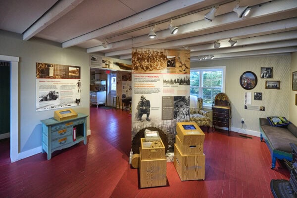 Lobster Cove Head Lighthouse