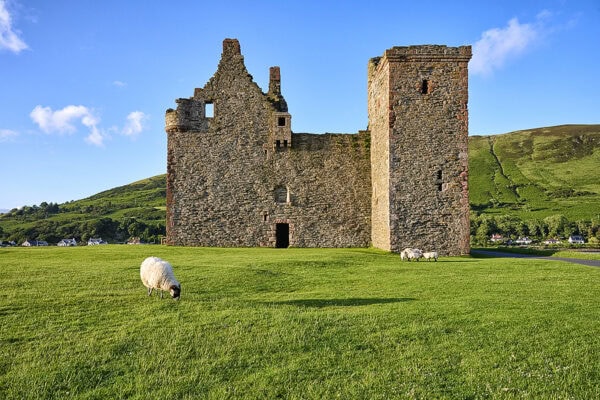 Lochranza Castle