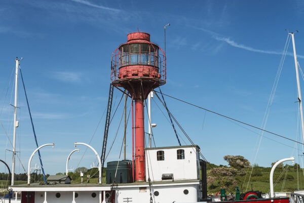 Light ship L.V. Petrel